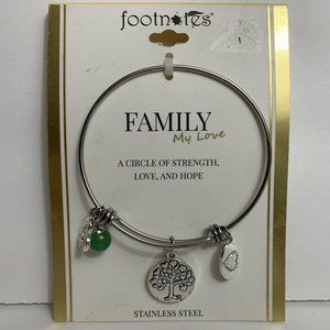 FOOTNOTES Silvertone Family My Love Bracelet